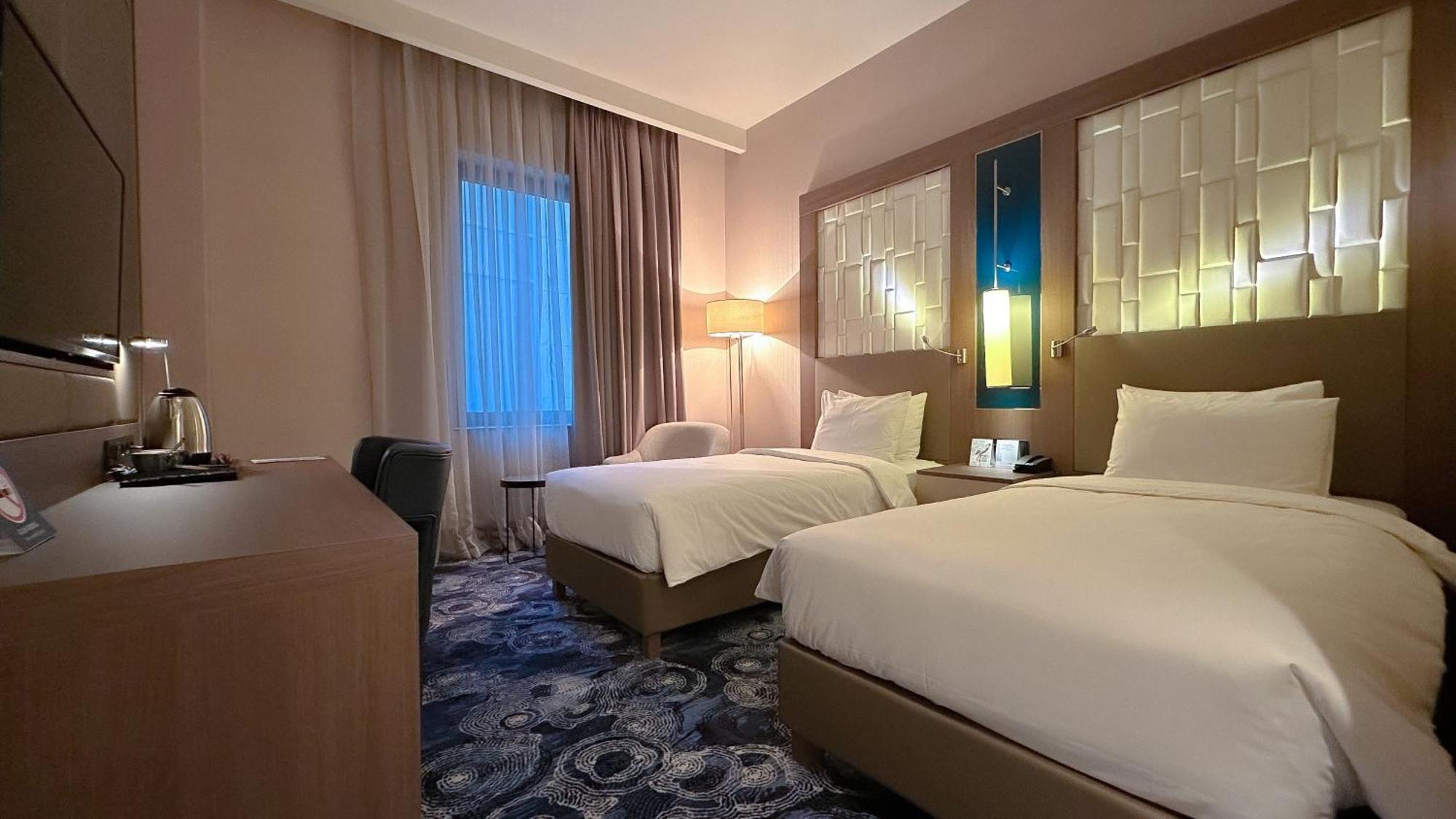 Tbilisi Philharmonic Hotel By Mercure Room photo