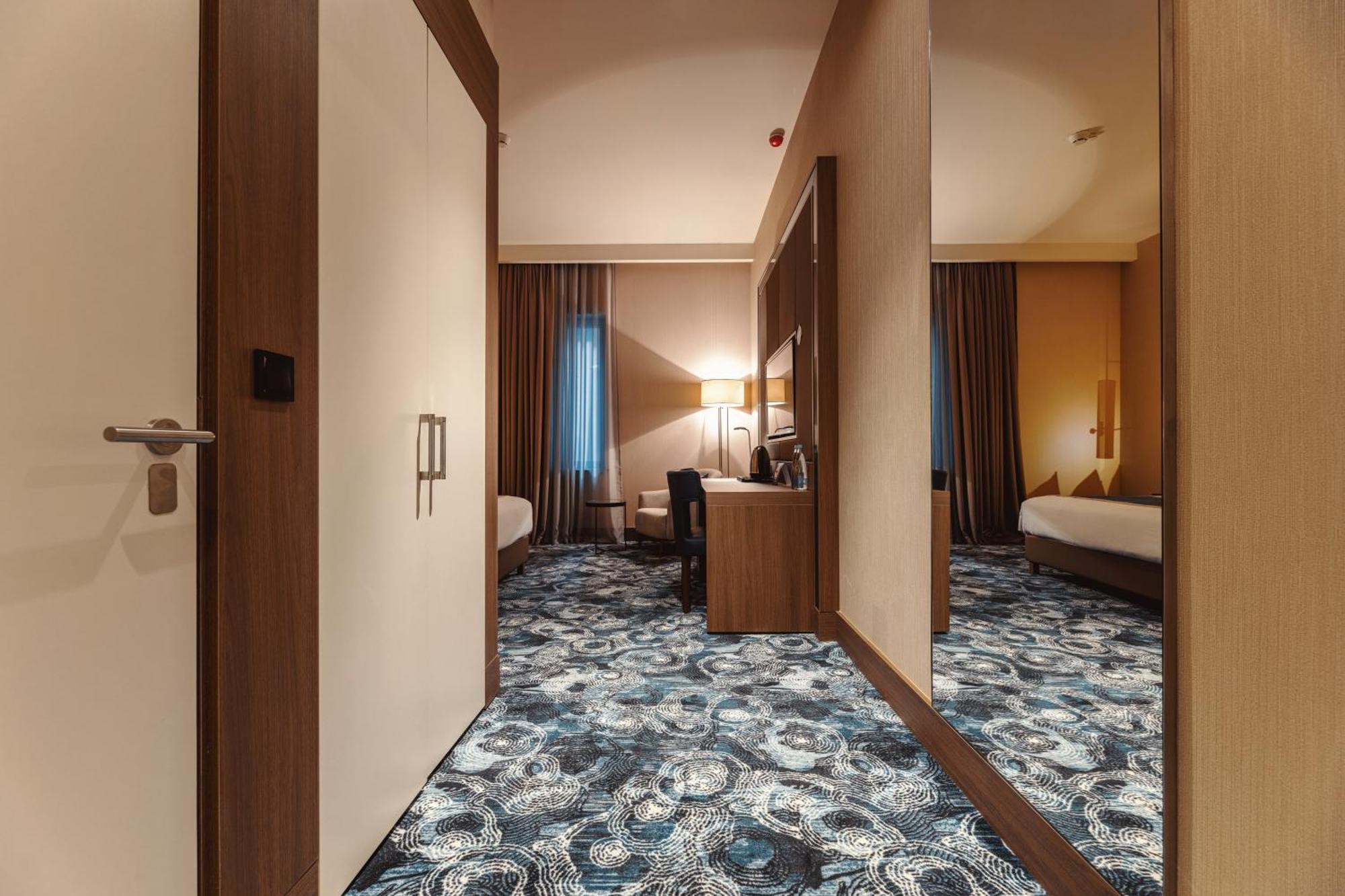 Tbilisi Philharmonic Hotel By Mercure Exterior photo